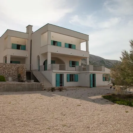 Villa Beach Caramel